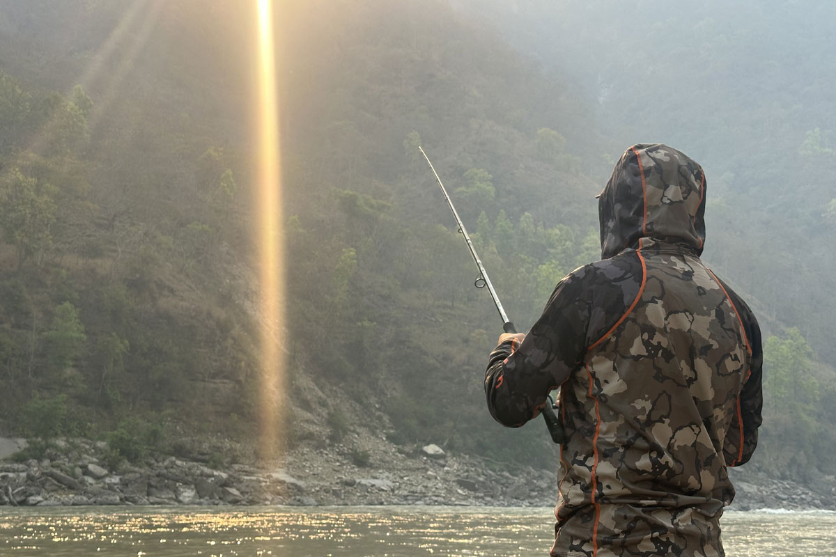 HIMALAYAN TIGHTLINES